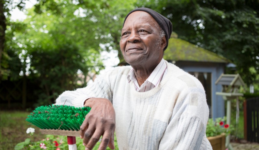 Activities for people with dementia to enjoy gardens, plants and